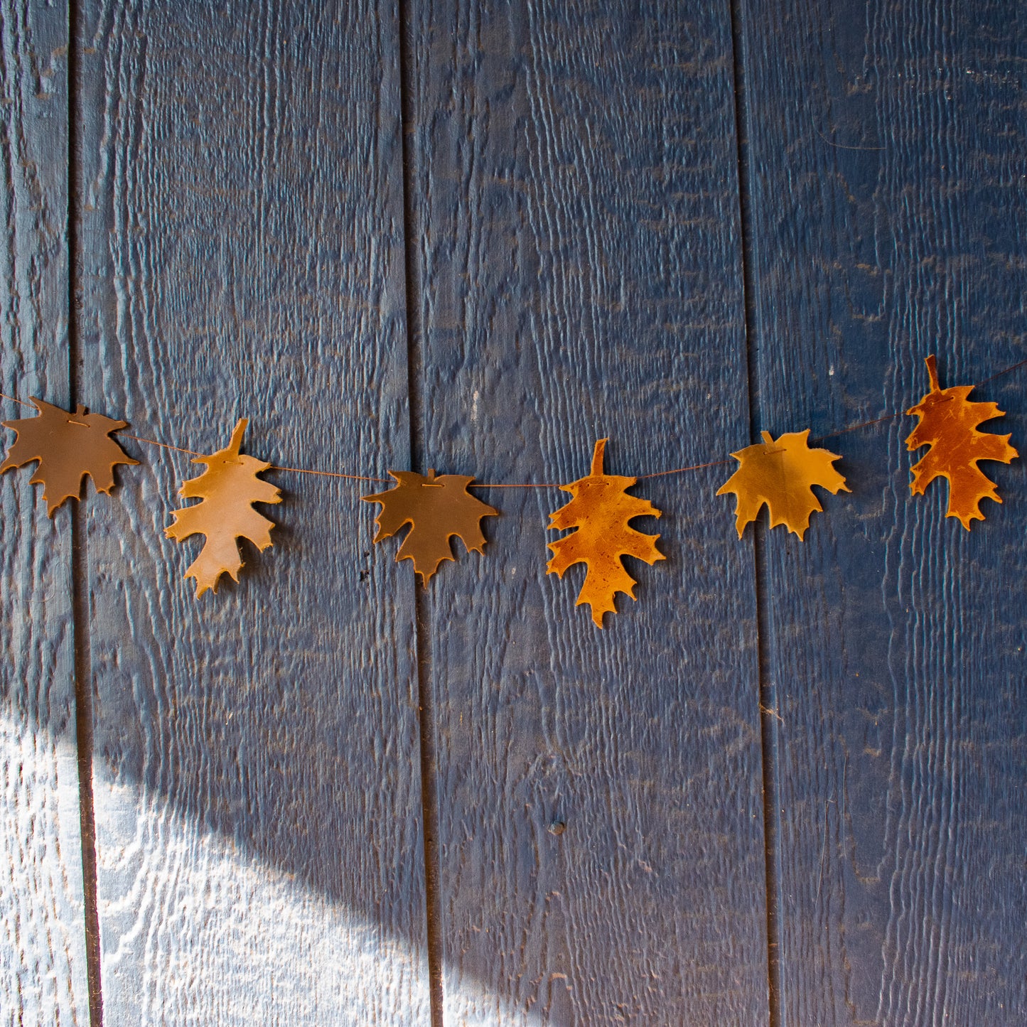 Moriah Leaf Garland